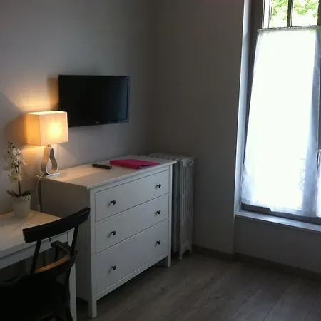 Residencia 3*