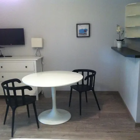 Residencia アパートホテル ヴィシー