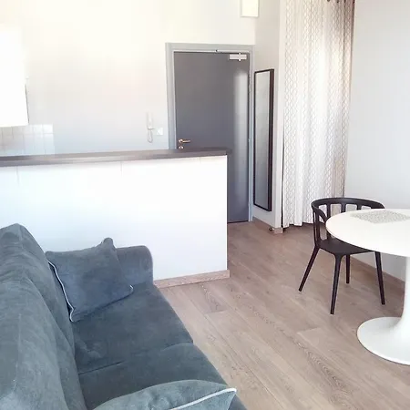 Residencia アパートホテル